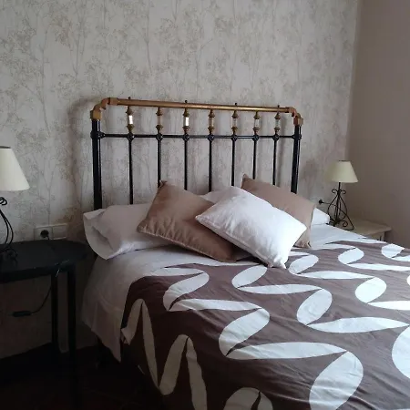 Bed & Breakfast Mas Trucafort - Masia Braseria - Adults Only