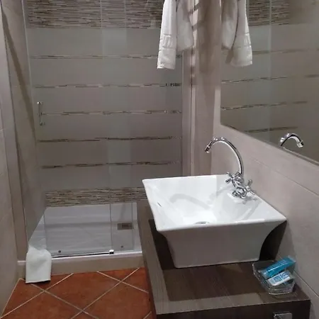 Alojamento de Acomodação e Pequeno-almoço Mas Trucafort - Masia Braseria - Adults Only Falset