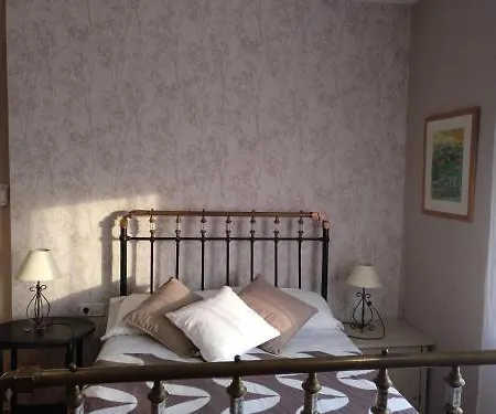 Mas Trucafort - Masia Braseria - Adults Only Bed and breakfast
